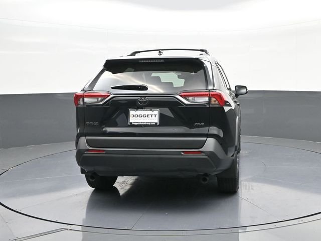 Used 2025 Black Toyota XLE Premium image 11