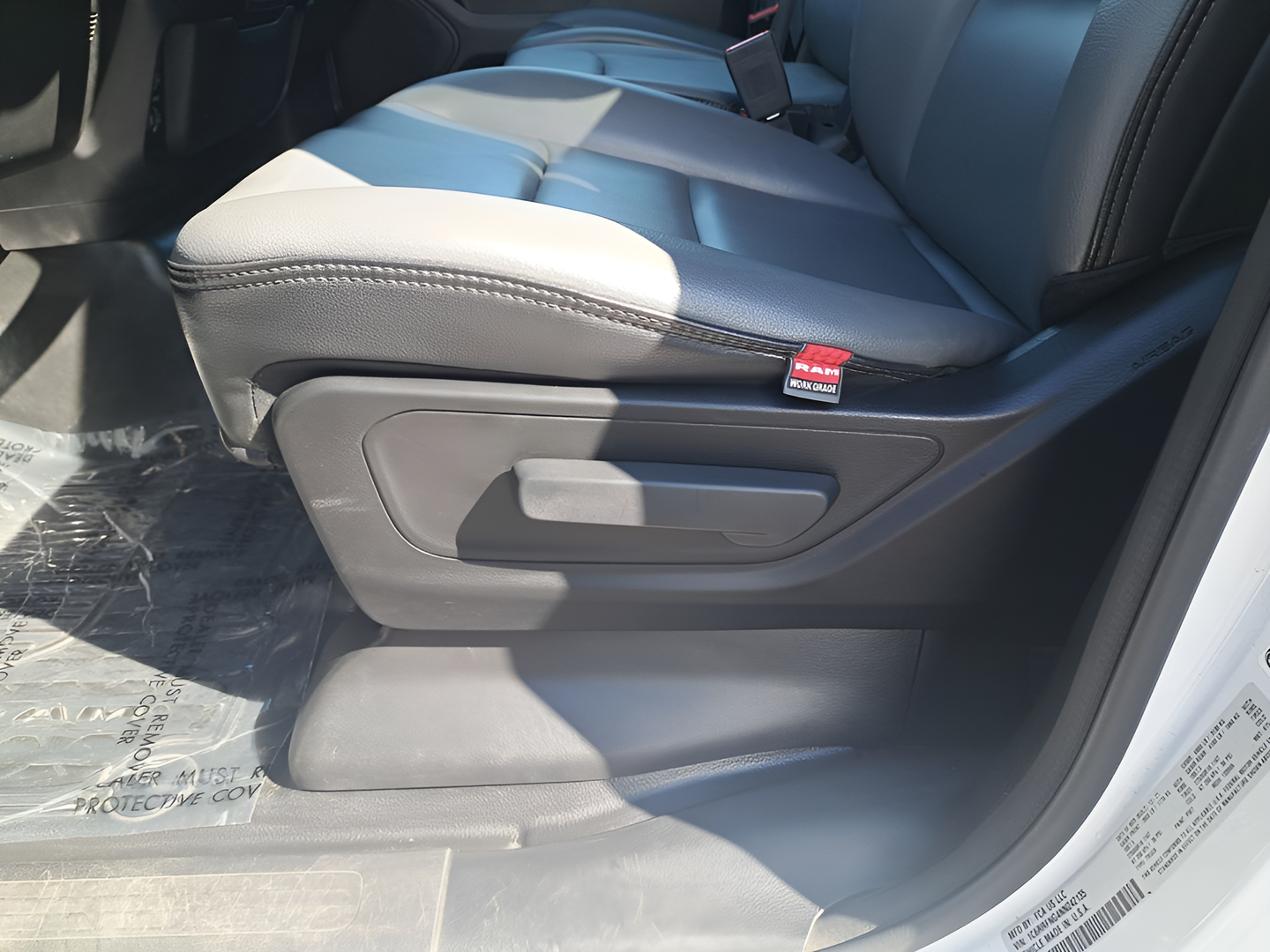 Used 2022 White Ram Tradesman image 32