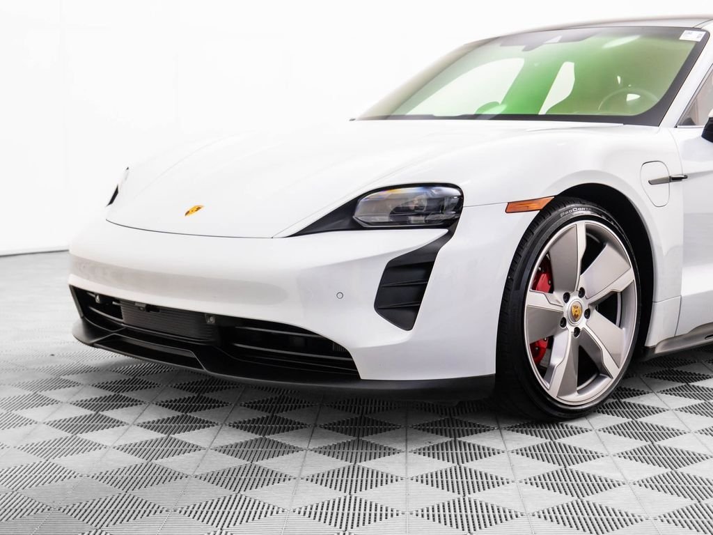 2023 Porsche Taycan GTS - Photo 38