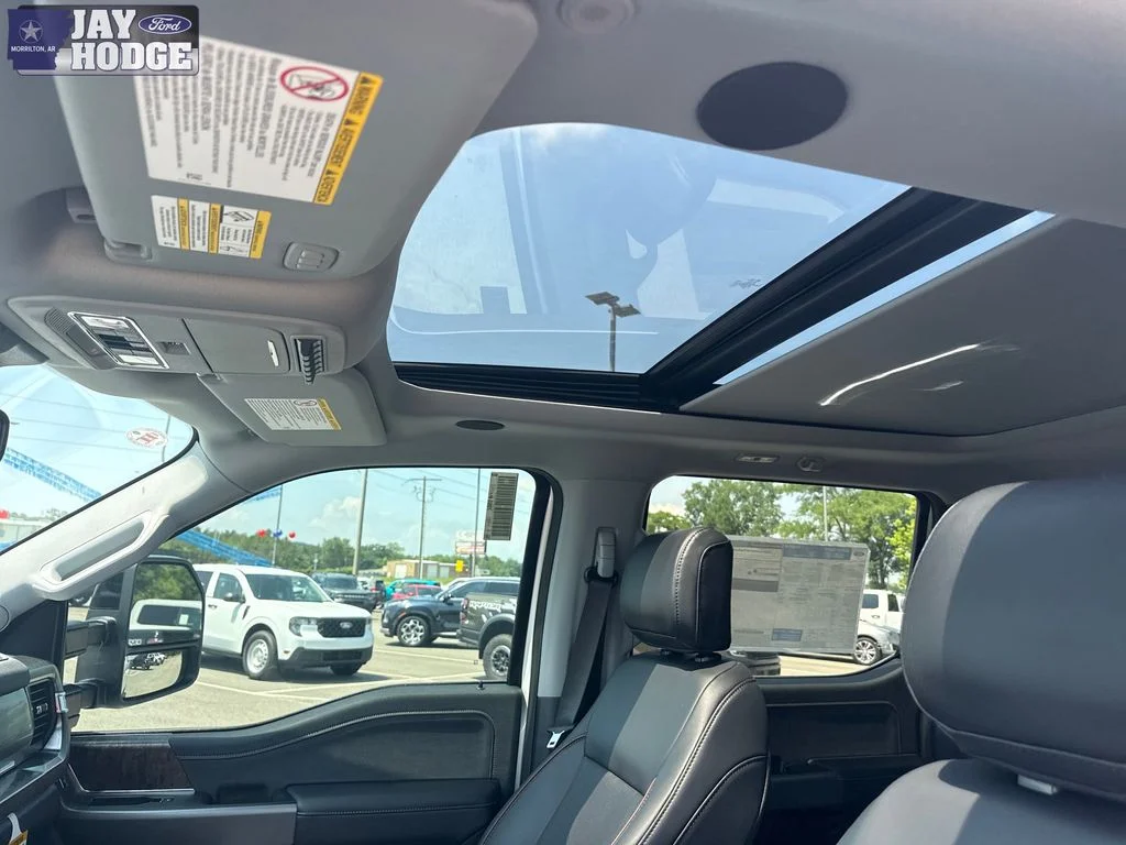 New 2026 Star White Metallic Tri-Coat Ford F-250® Lariat® image 29