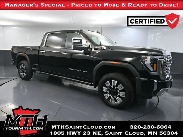 2024 GMC Sierra Denali 4WD Crew Cab Standard Box's photo