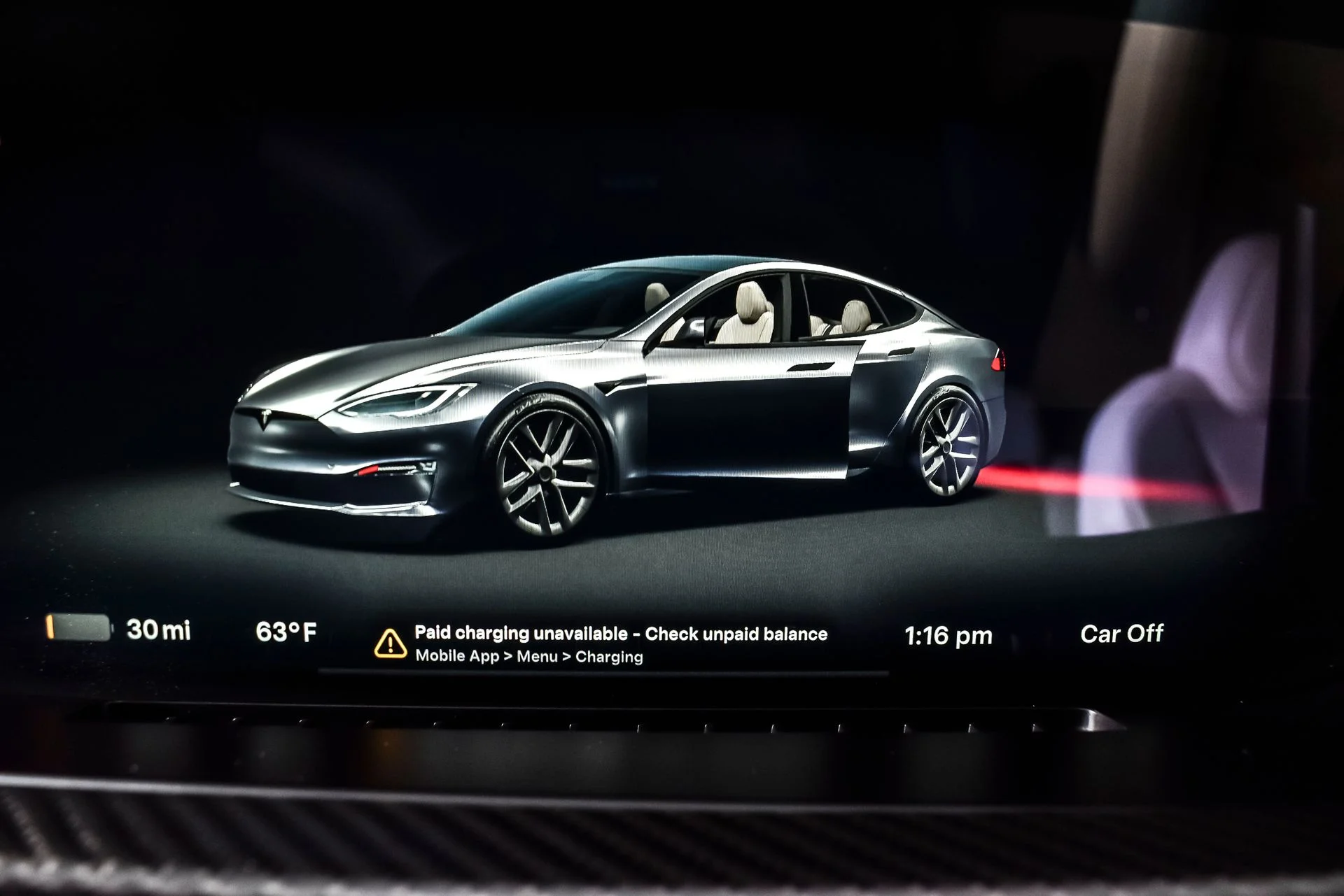 Used 2021 Midnight Silver Metallic Tesla Plaid image 17