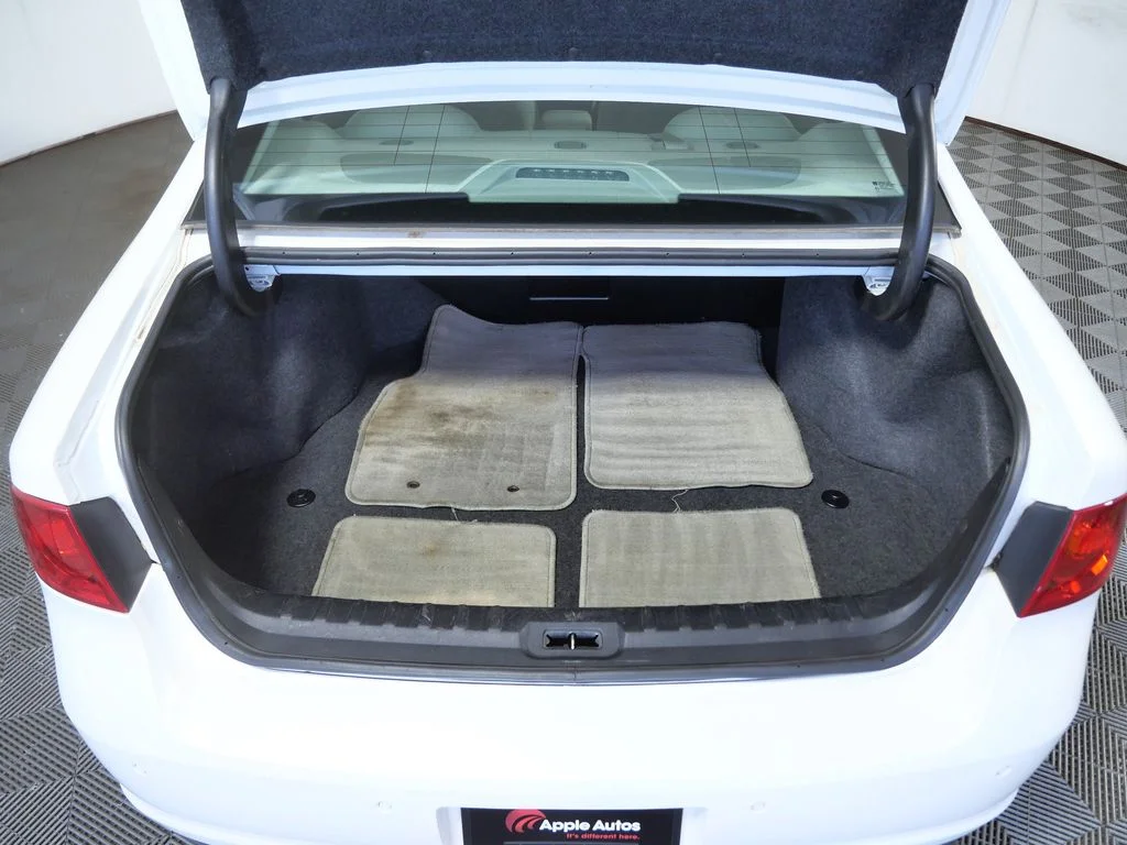 Used 2011 White Buick CXL image 28