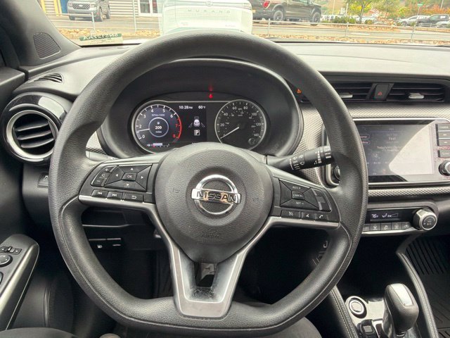 Used 2018 Aspen White / Super Black Nissan SV image 13