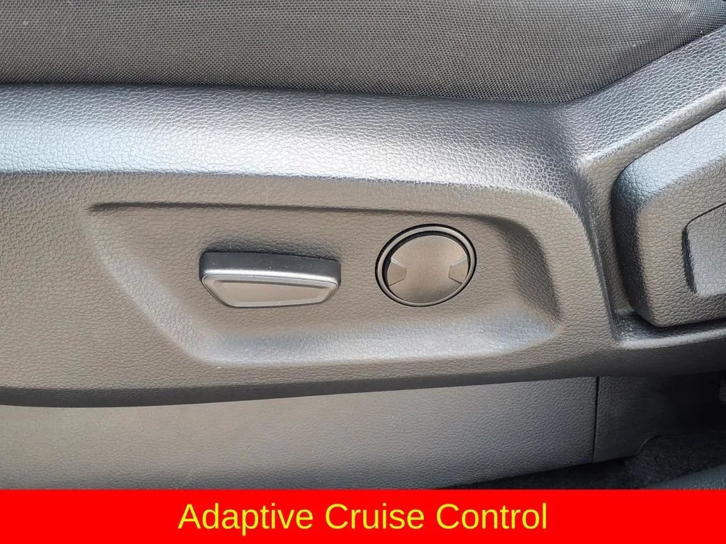 Used 2023 Black Ford XLT image 23