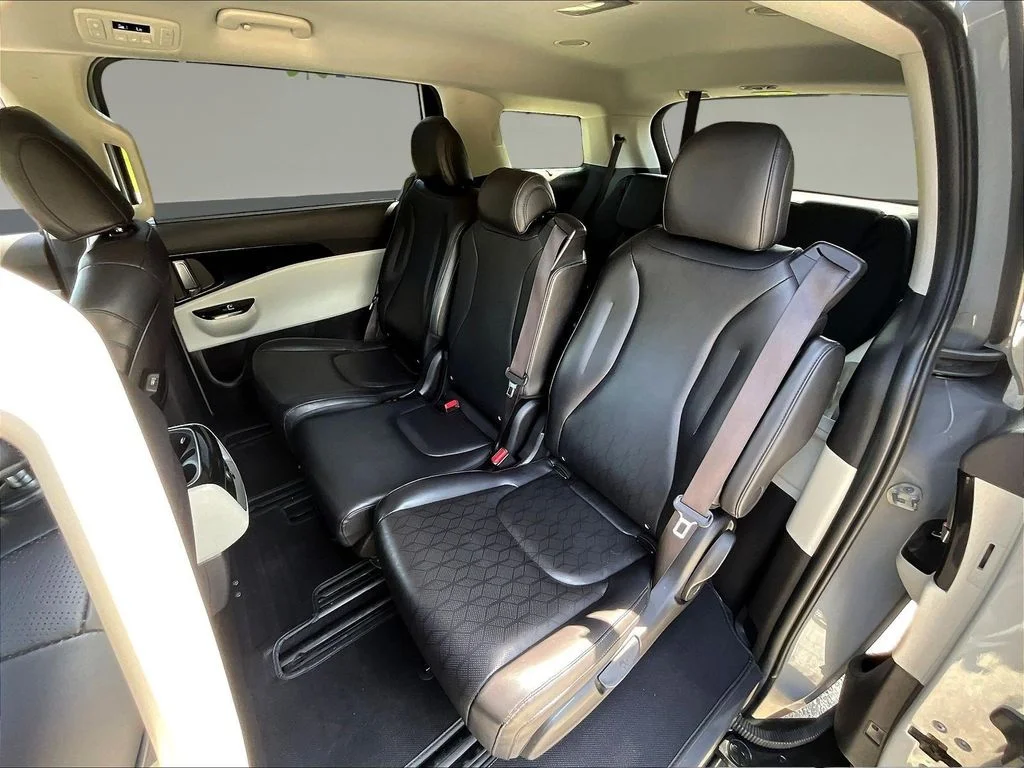 Certified Used 2023 White Kia EX image 25