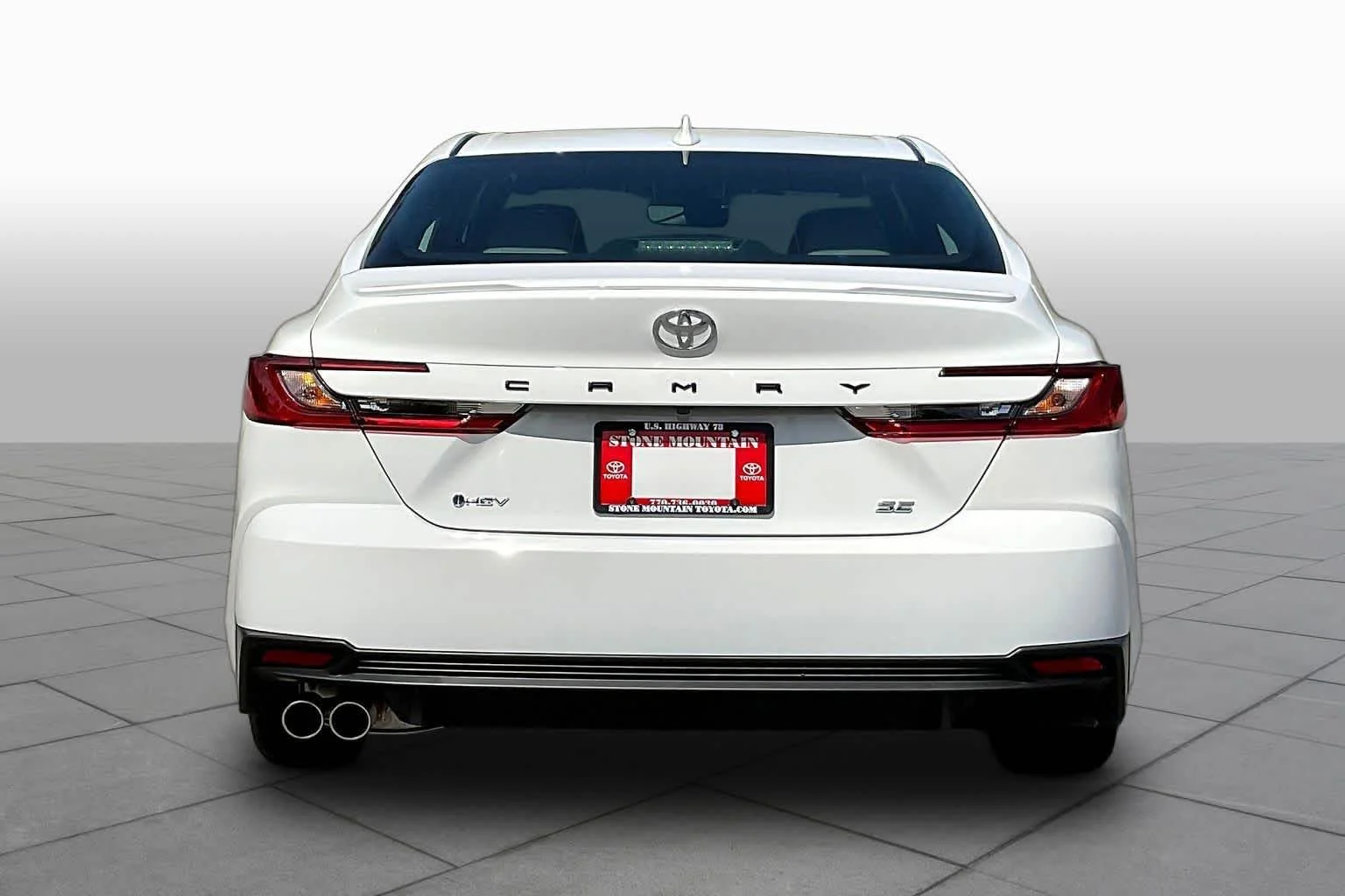 New 2026 Ice Cap Toyota SE image 4