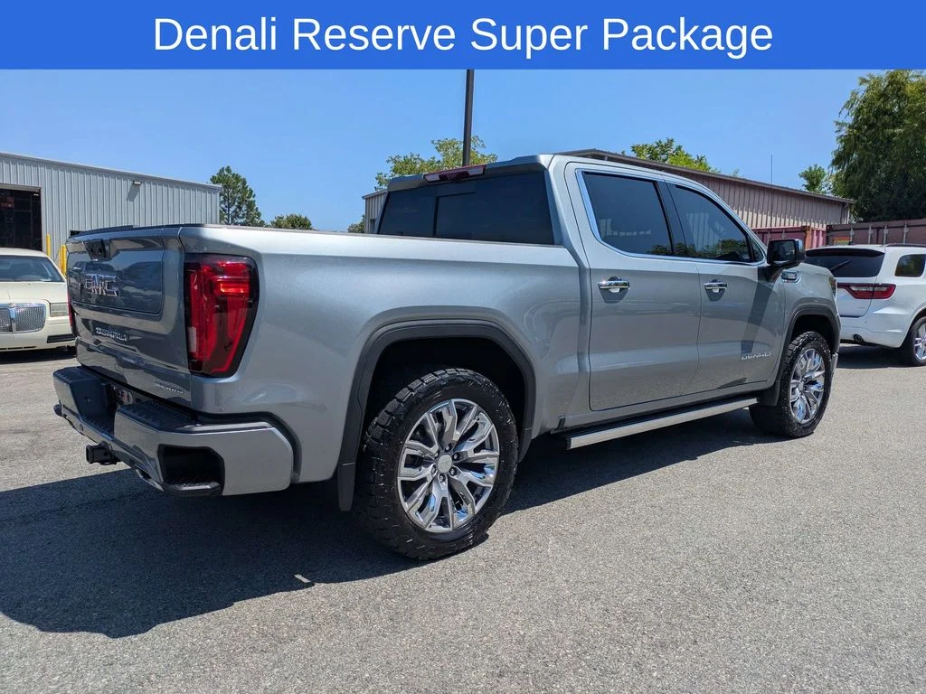 Used 2025 Silver GMC Denali image 4