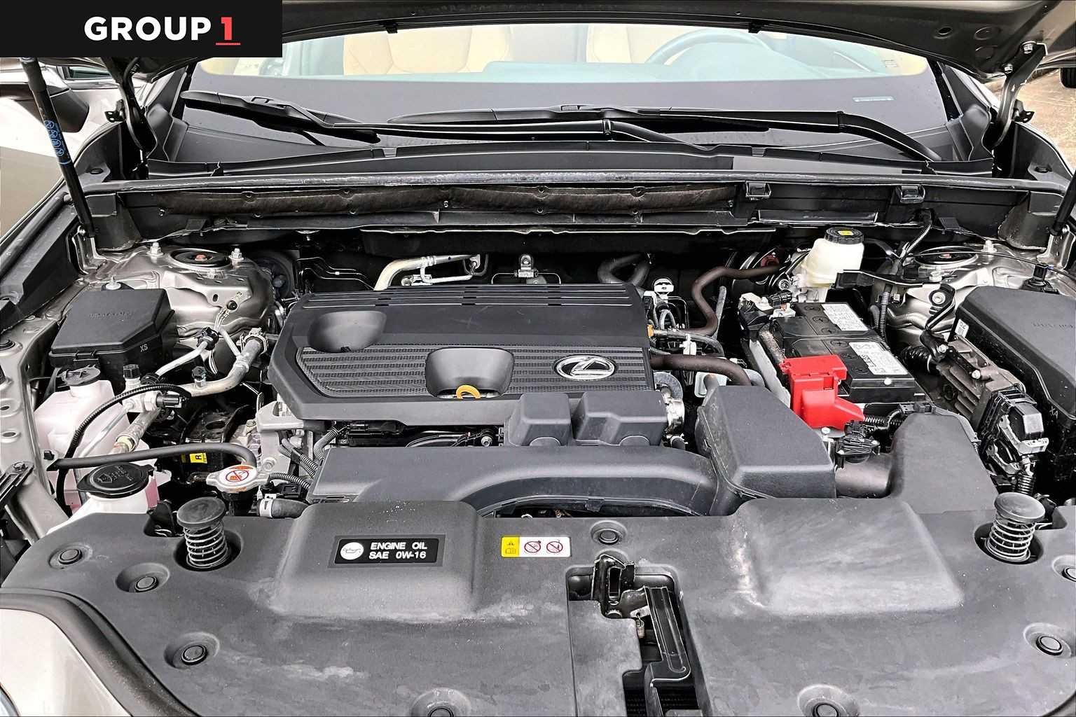 Used 2025 Atomic Silver Lexus Premium image 29