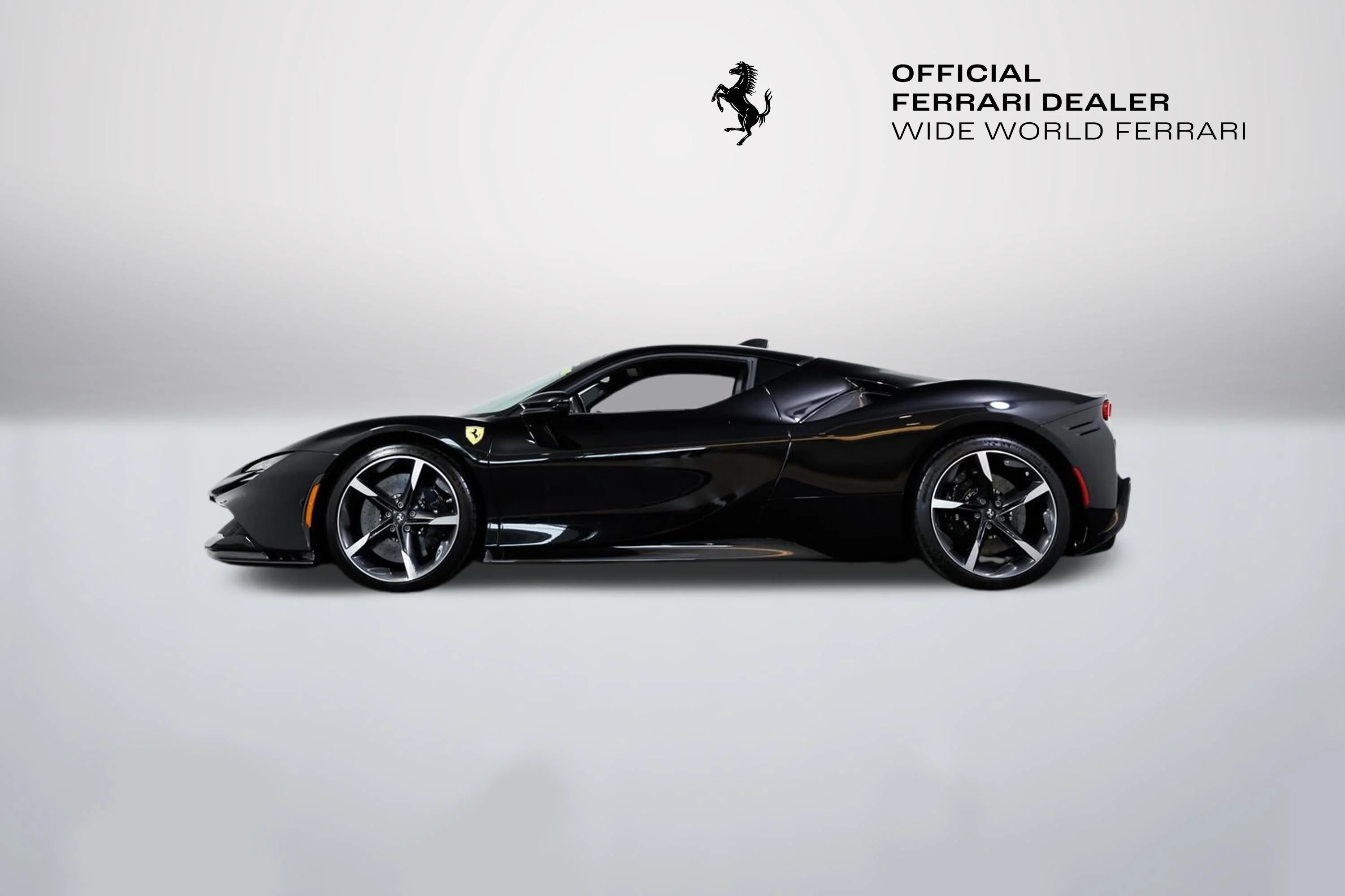 Certified Used 2022 Nero Ferrari Base image 4