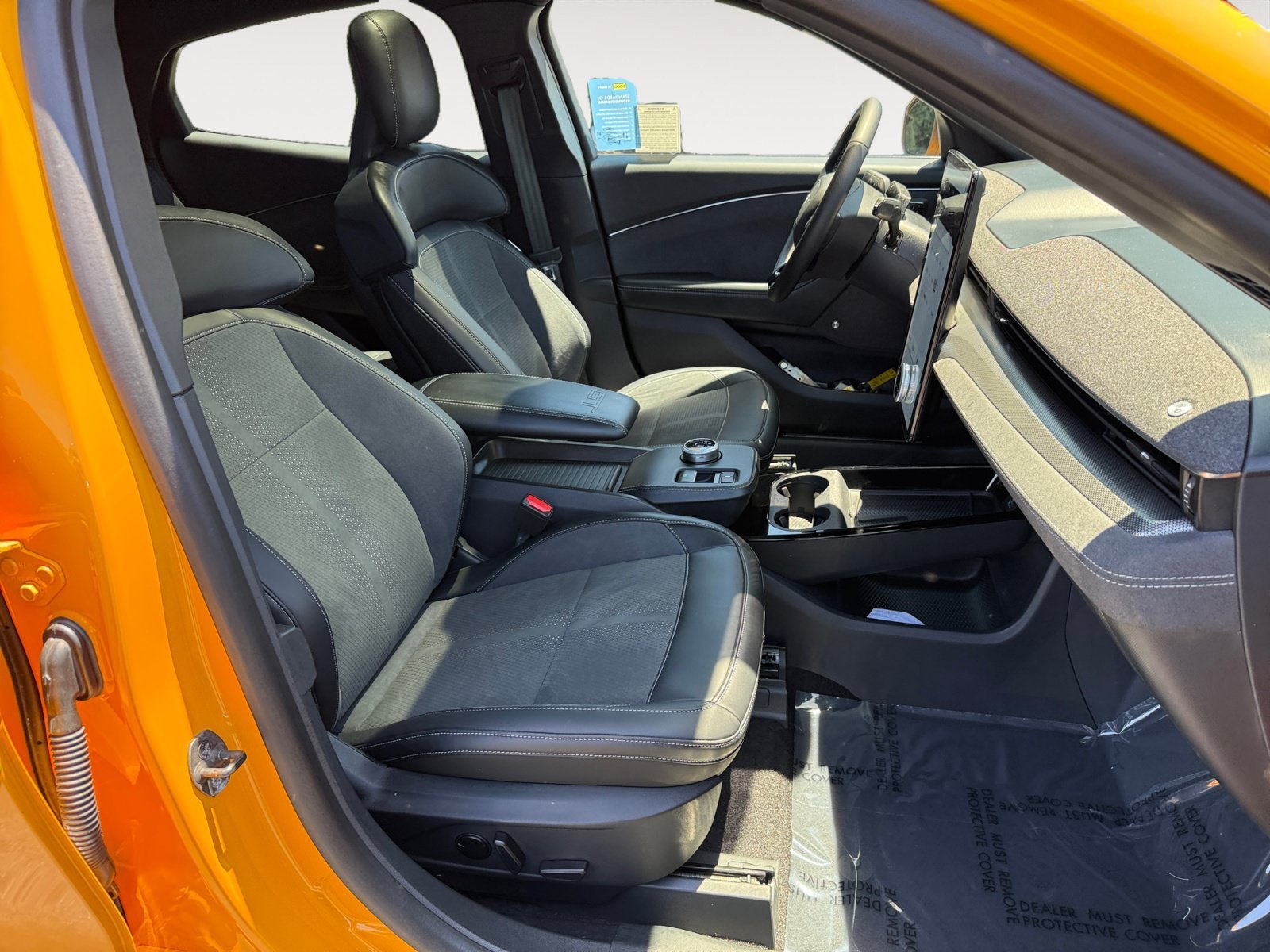 Used 2023 Orange Metallic Ford GT image 19