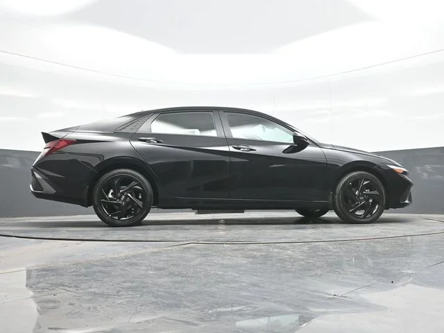 New 2026 Black Hyundai SEL Sport image 25