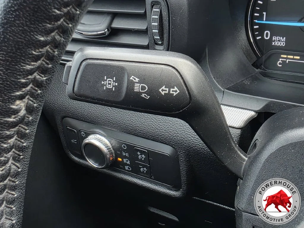 Used 2021 White Ford XLT image 31