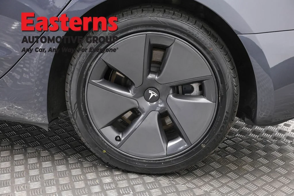 Used 2023 Gray Tesla Base image 27
