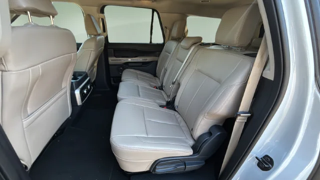 Used 2024 White Ford XLT image 19