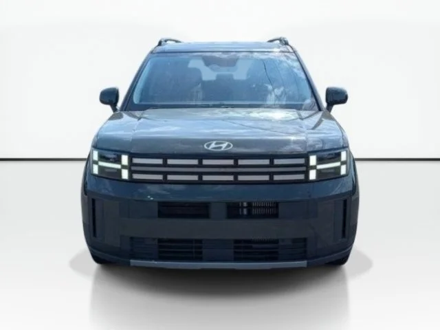 Used 2024 Green Hyundai SEL image 2
