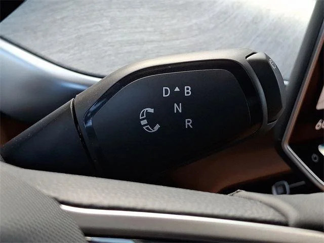 2025 Volkswagen ID. Buzz PRO S - Photo 12