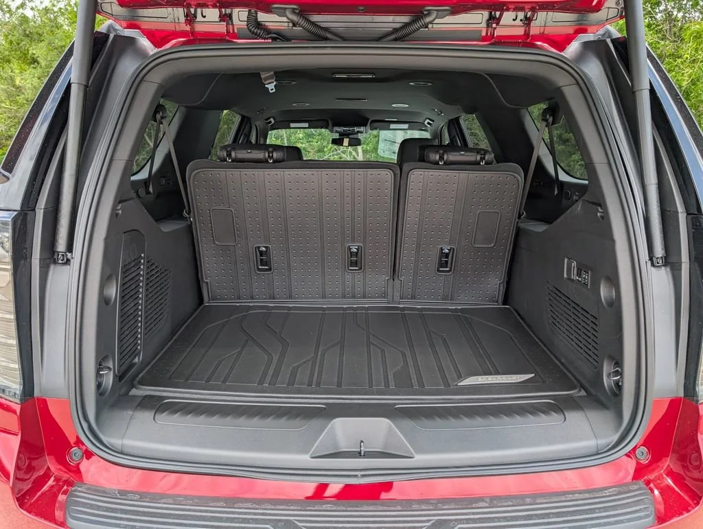 New 2026 Radiant Red Tintcoat Chevrolet LT image 32