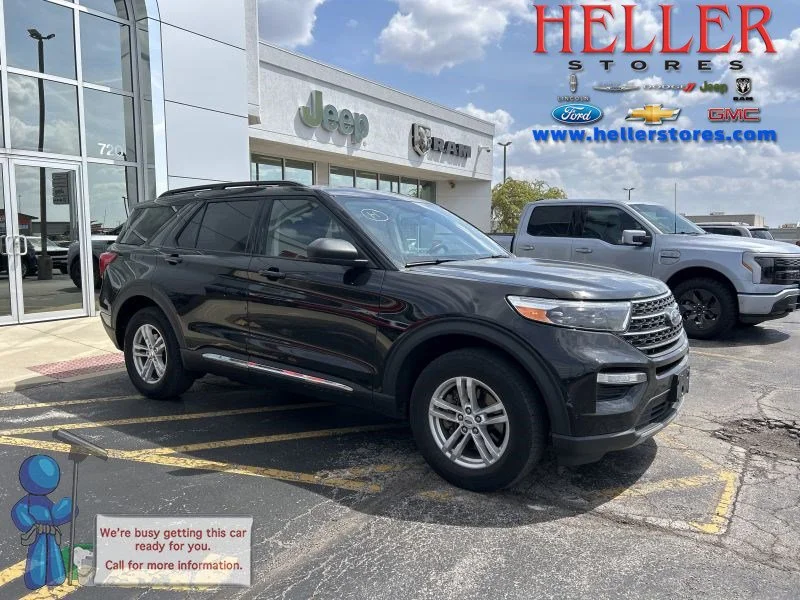 2022 Ford Explorer XLT 4WD's photo