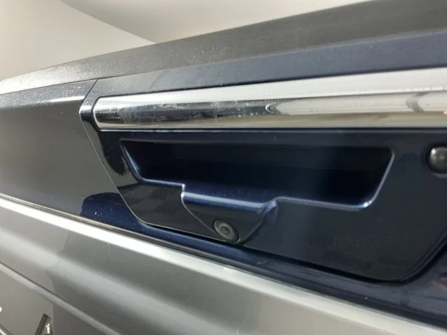 Used 2019 Blue Ford Platinum image 9