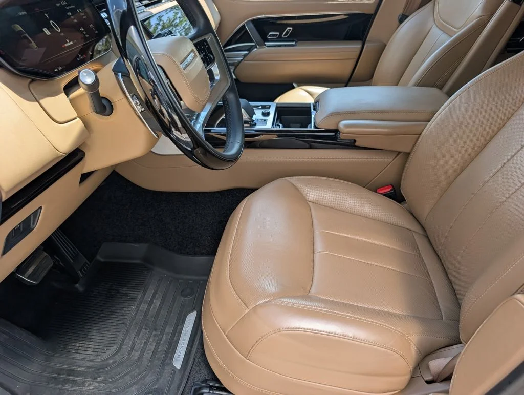 Certified Used 2023 Santorini Black Metallic Land Rover SE image 20