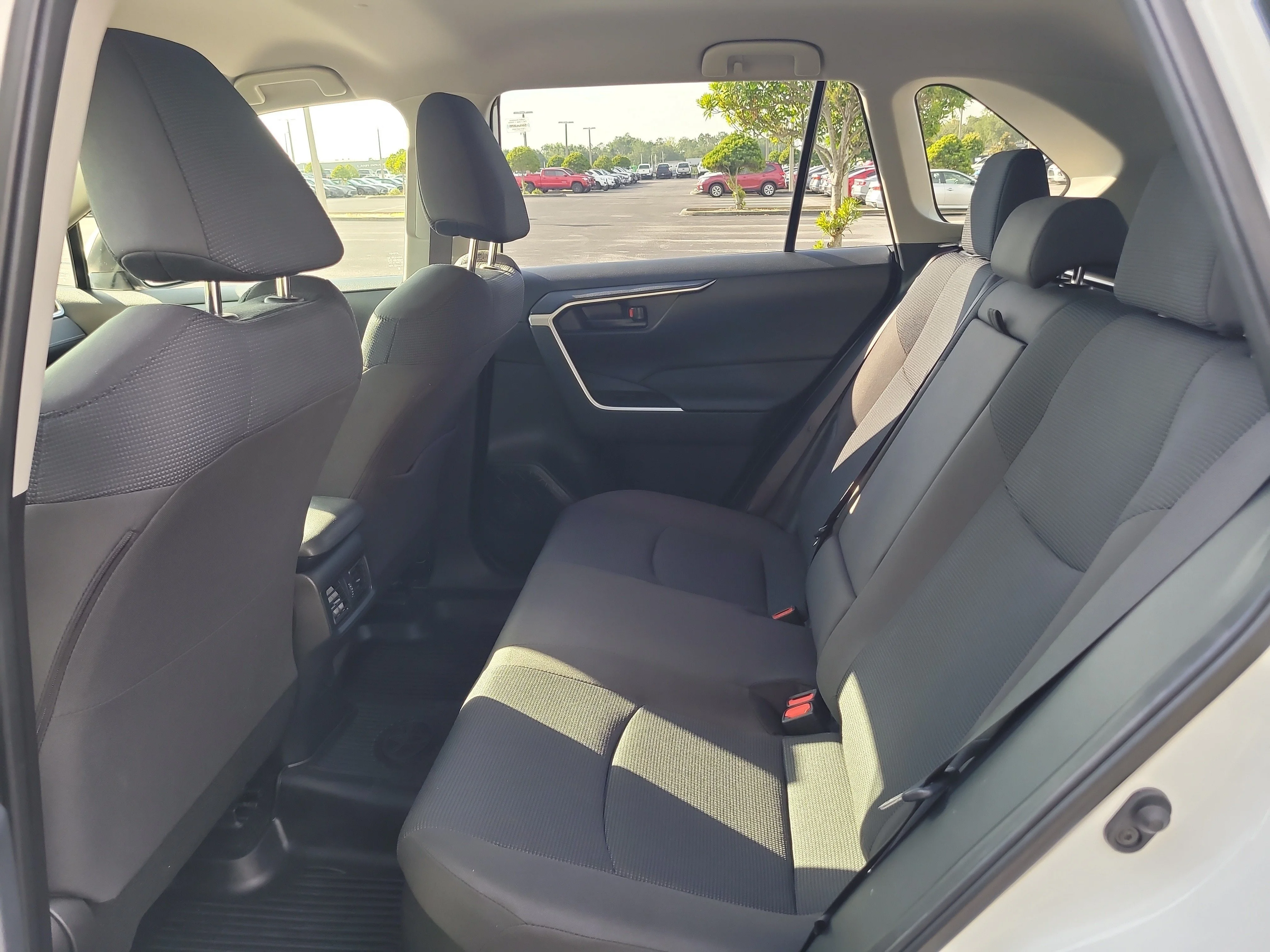 Used 2022 White Toyota Hybrid LE image 13