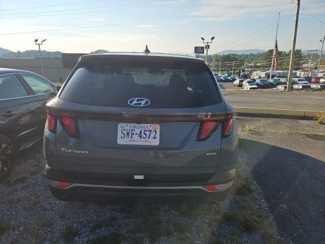Used 2024 Gray Hyundai SEL image 5