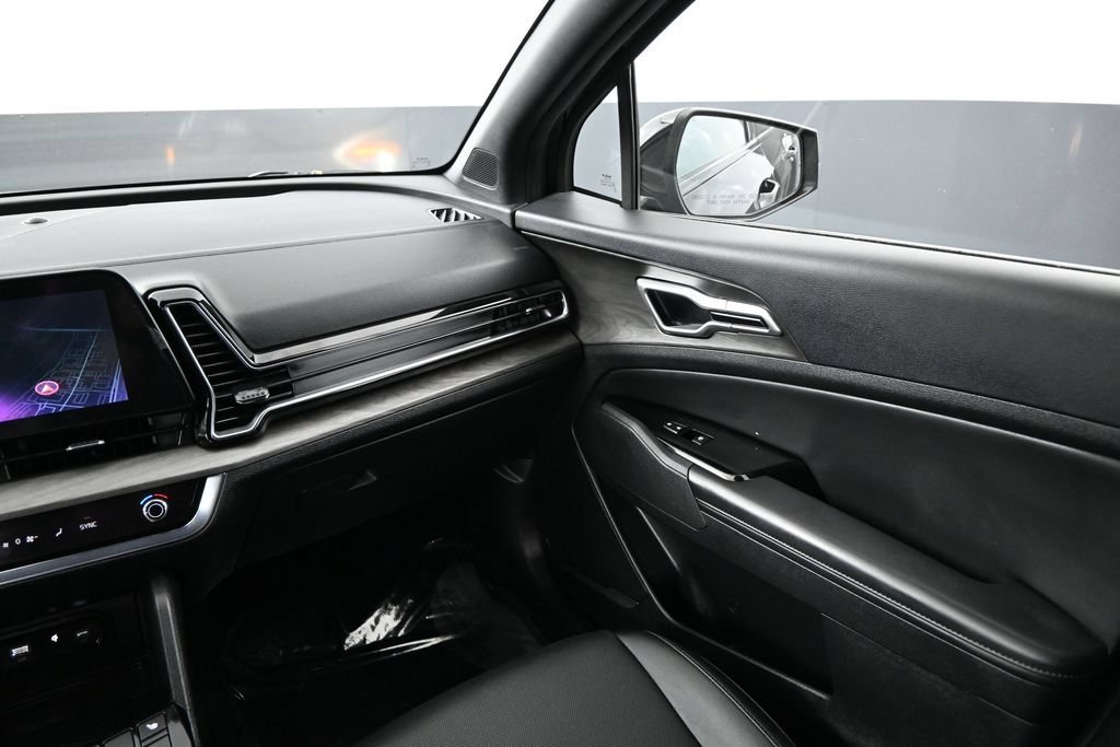 Used 2024 Ebony Black Kia X-Line image 13