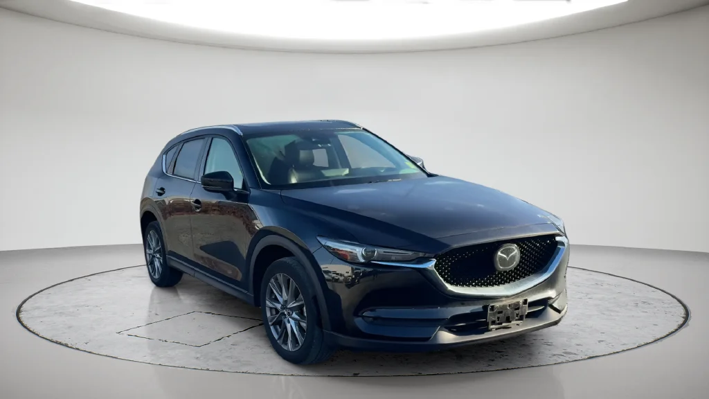 Used 2021 Black Mazda Grand Touring image 3