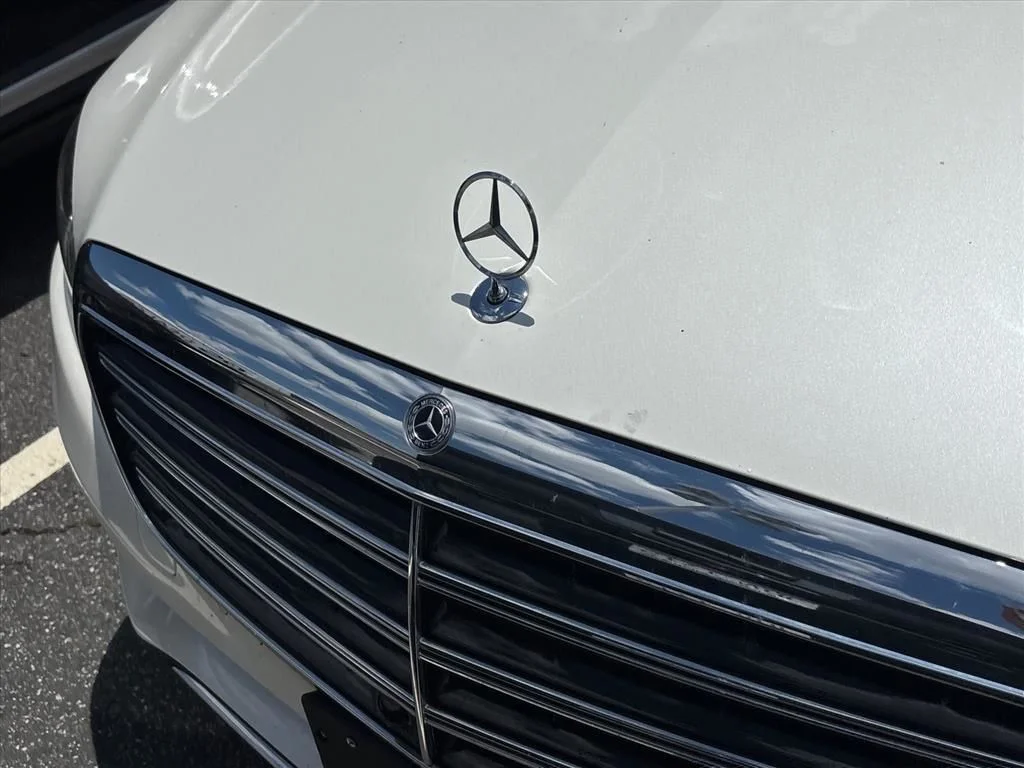 Used 2019 White Mercedes-Benz E 300 image 6