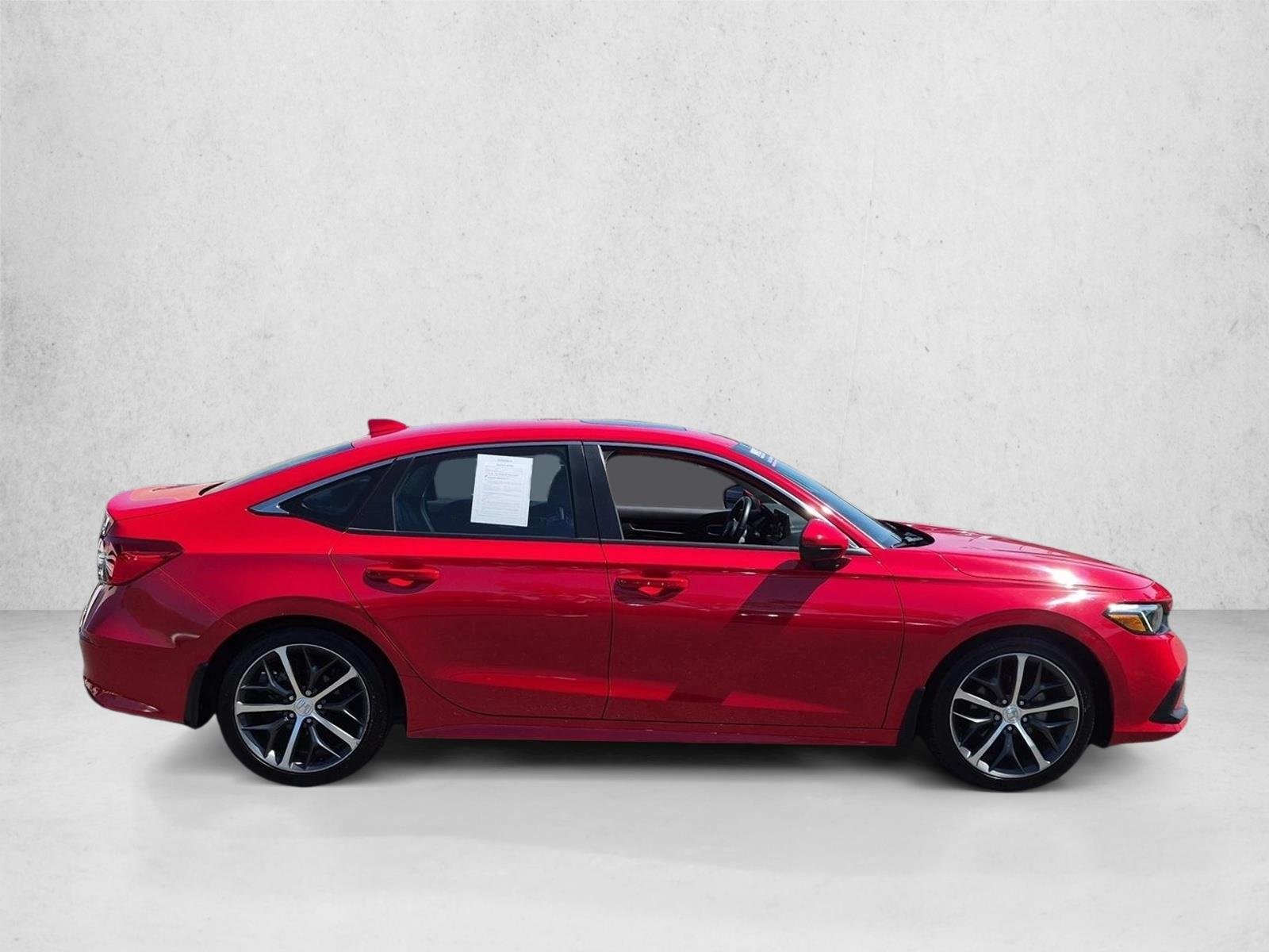Used 2022 Red Honda Touring image 4