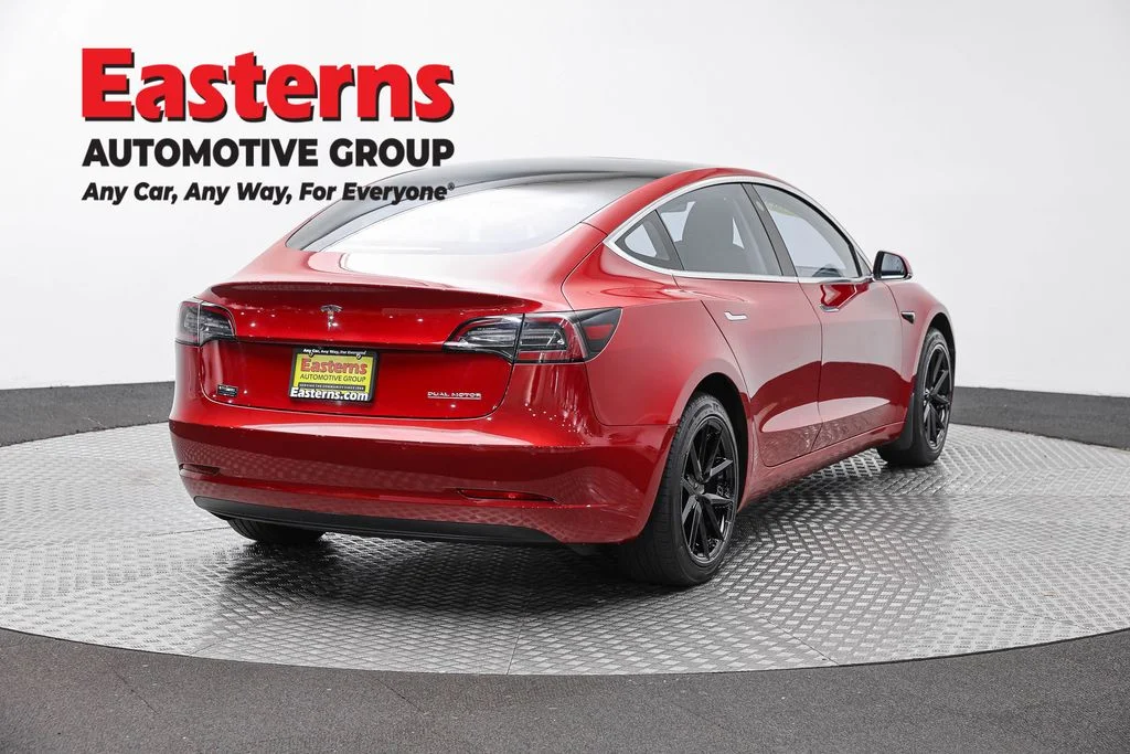 Used 2019 Red Tesla Long Range image 5