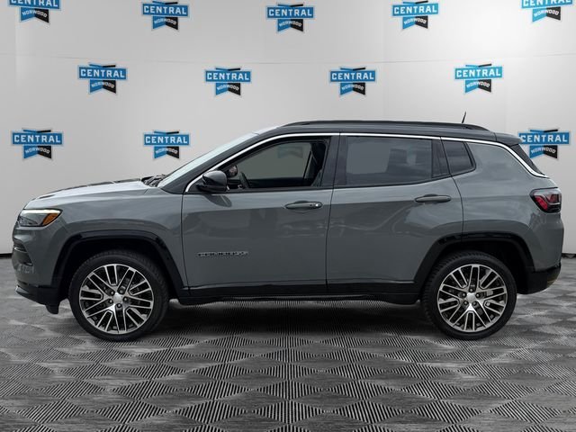 Certified Used 2022 Gray Jeep Limited image 3
