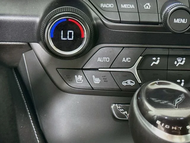 Used 2015 Black Chevrolet Stingray Z51 image 21