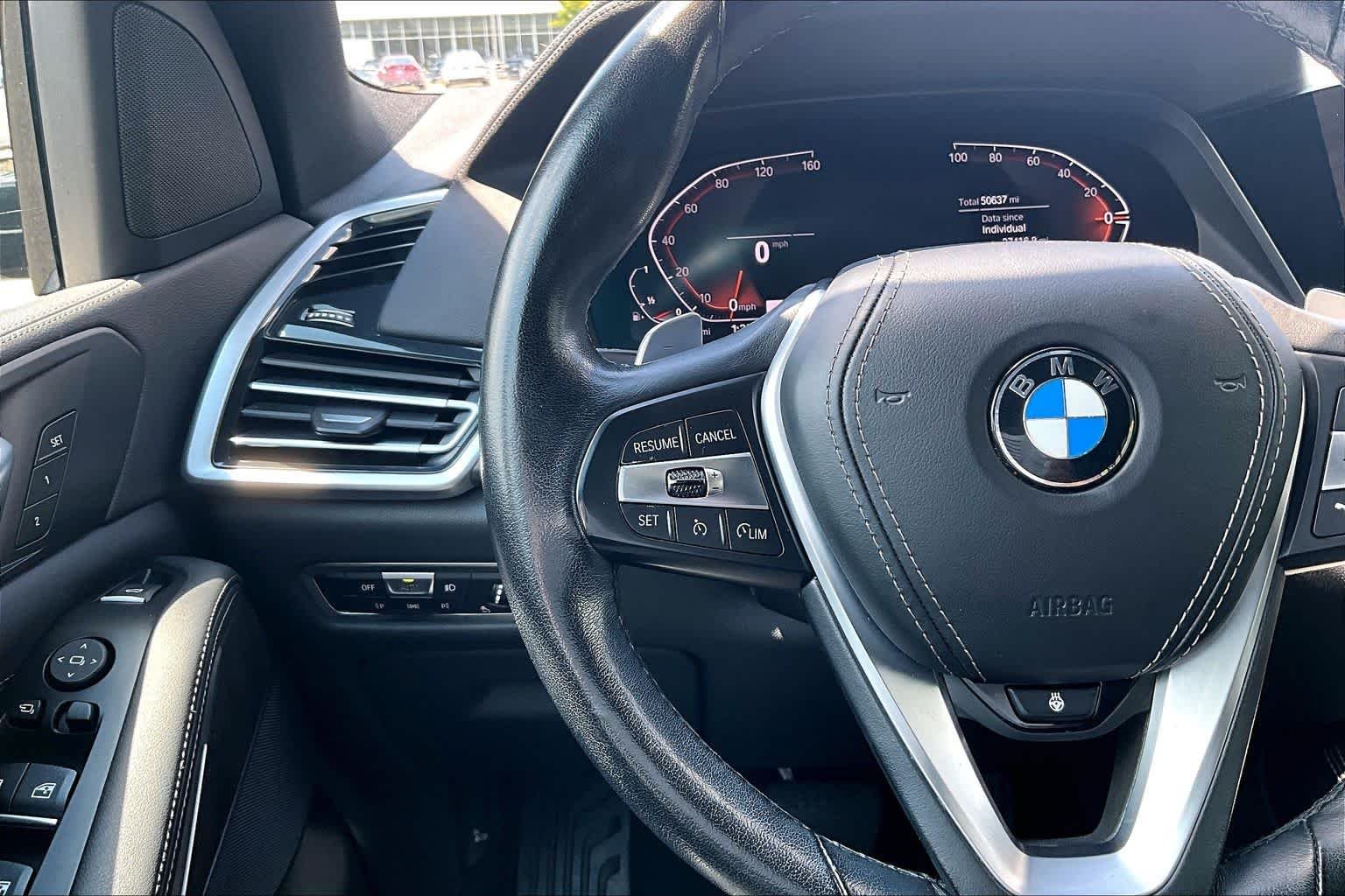 Certified Used 2023 Jet Black BMW xDrive40i image 25