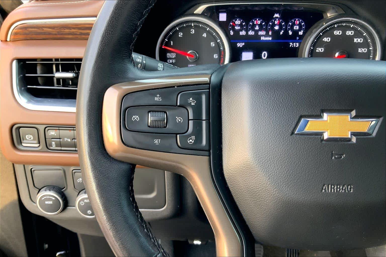 Used 2021 Black Chevrolet High Country image 23