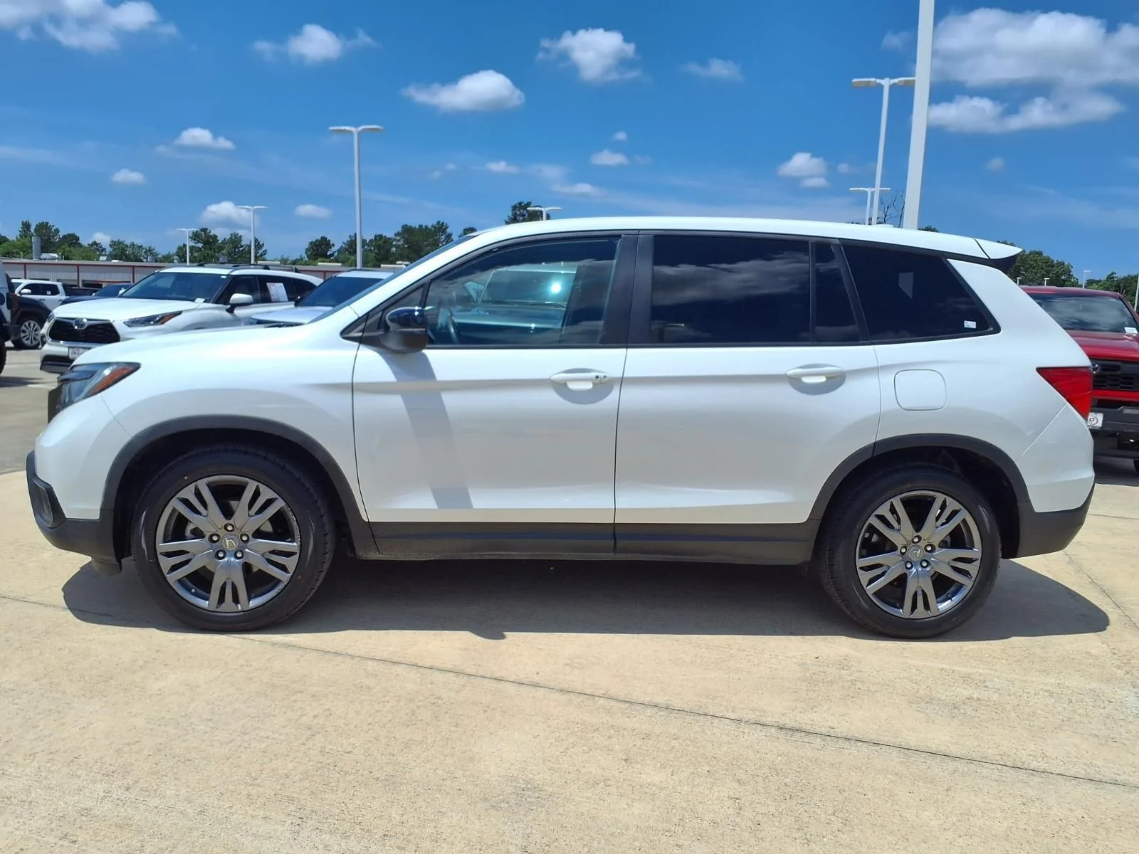 Used 2020 White Honda EX-L image 9