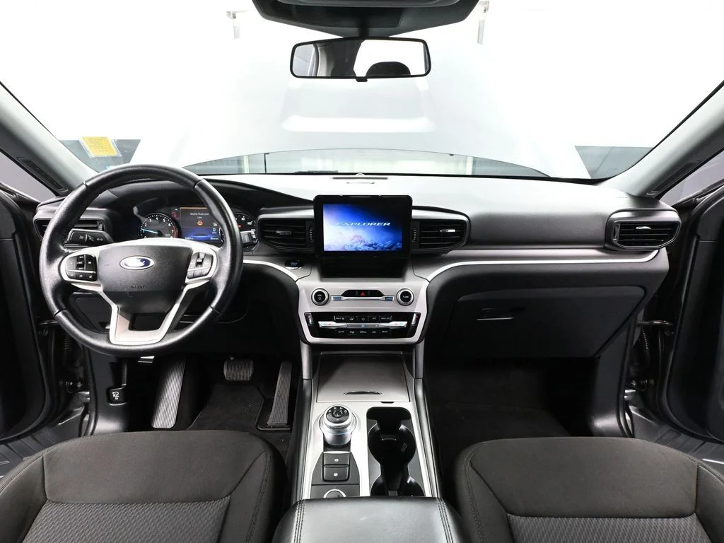 2023 Ford Explorer XLT - Photo 24
