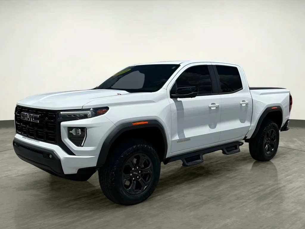 2024 GMC Canyon 2WD Elevation Crew Cab Short Box's photo