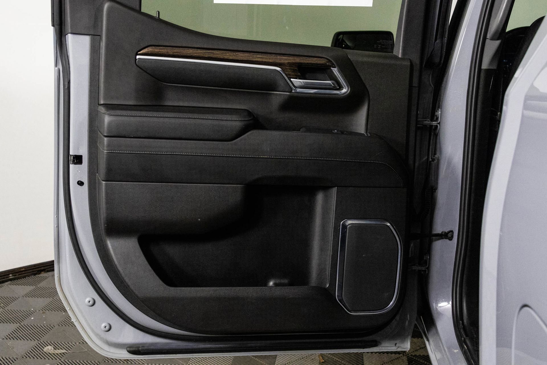 2024 GMC SIERRA - Image 33