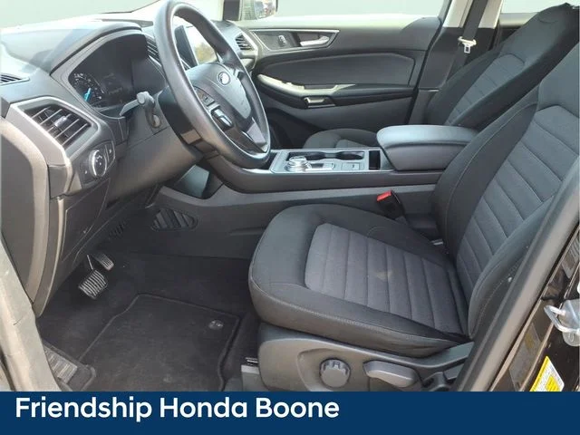 Used 2022 Black Ford SE image 20