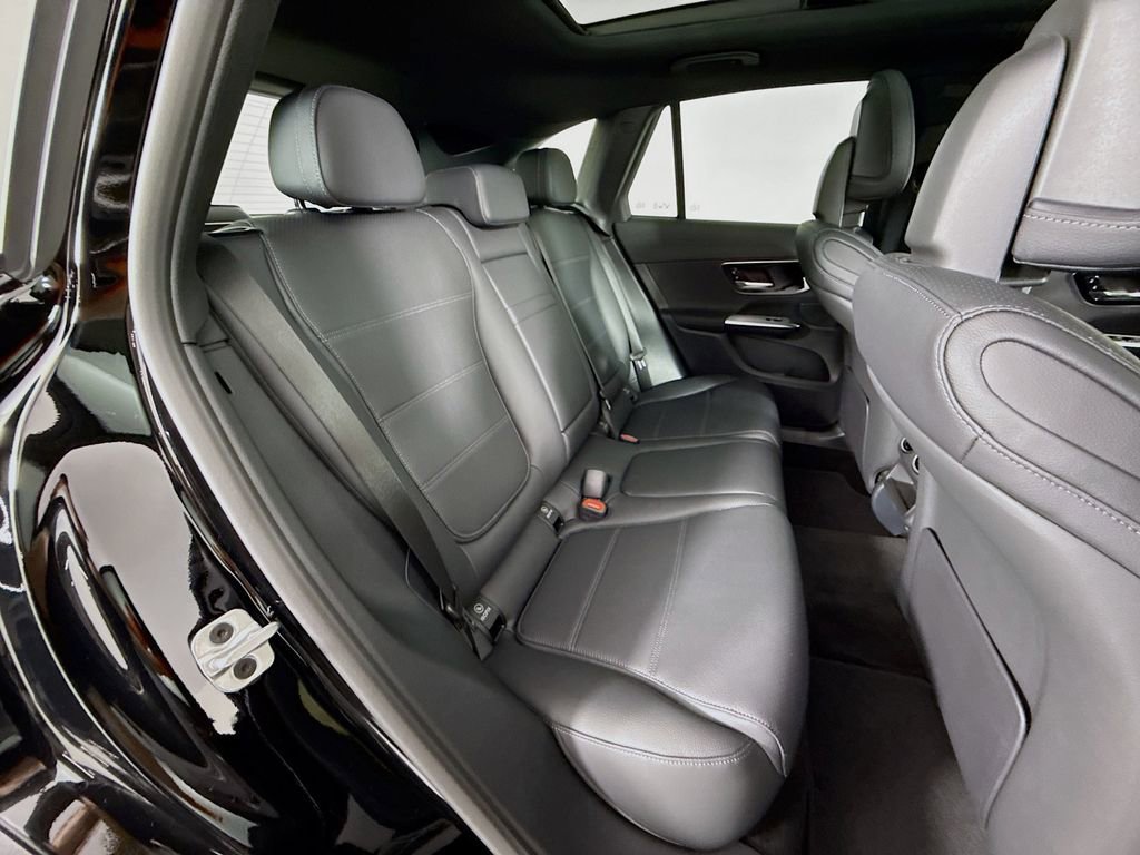 New 2026 Black Mercedes-Benz GLC 300 image 58