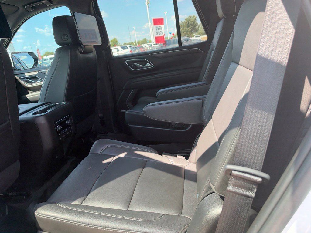 Used 2021 White Chevrolet Z71 image 8