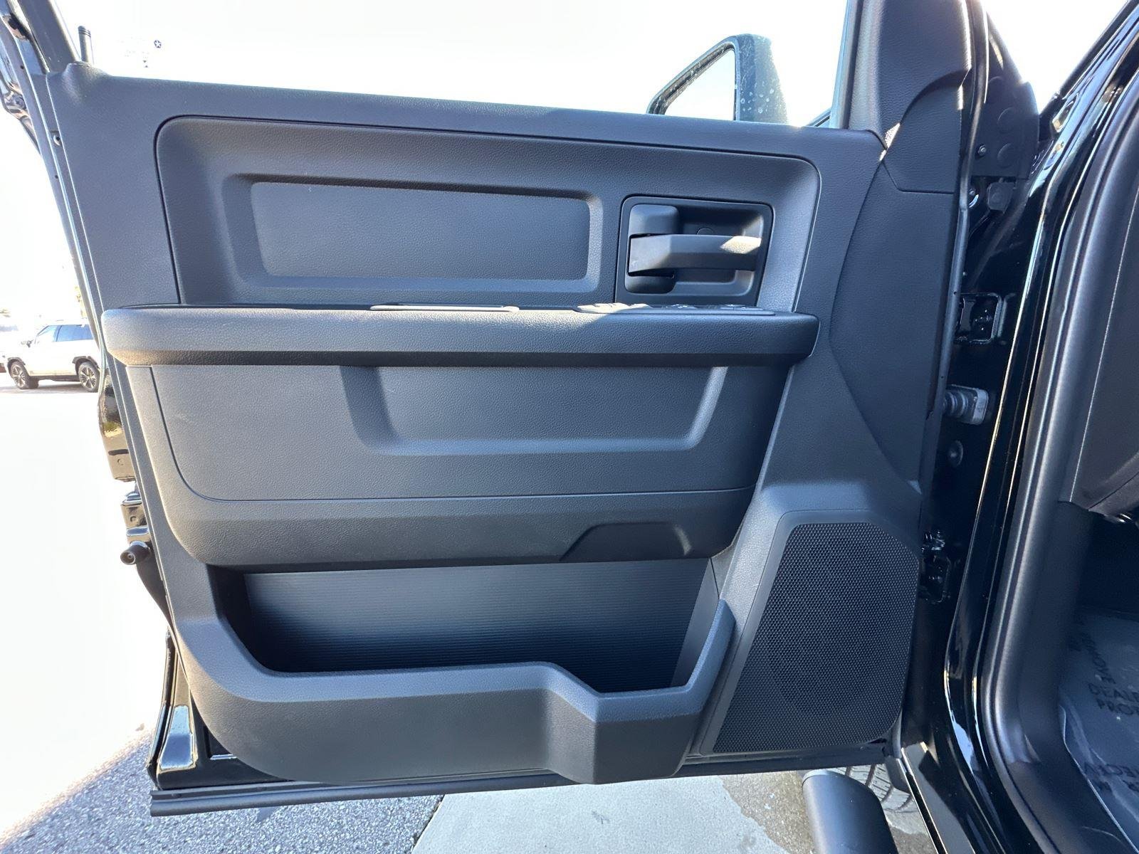 2026 RAM 2500 Tradesman - Photo 12