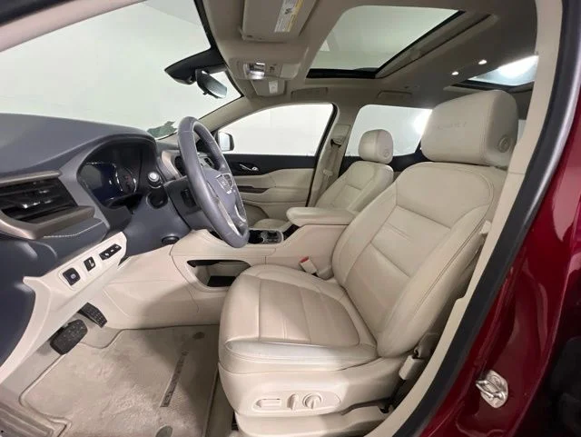 Used 2022 Red GMC Denali image 11