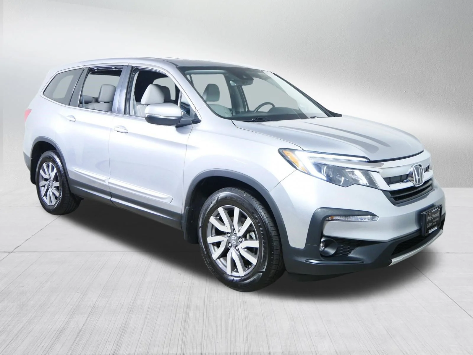 Used 2019 Lunar Silver Metallic Honda EX-L image 1