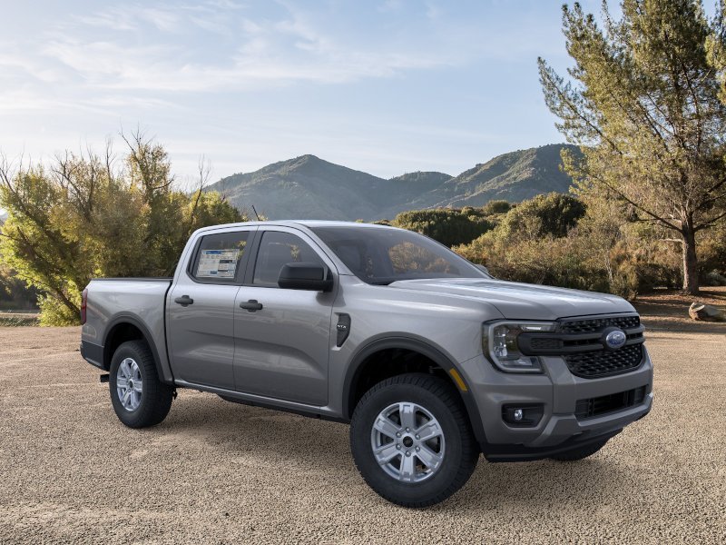 New 2026 Carbonized Gray Metallic Ford XL image 25