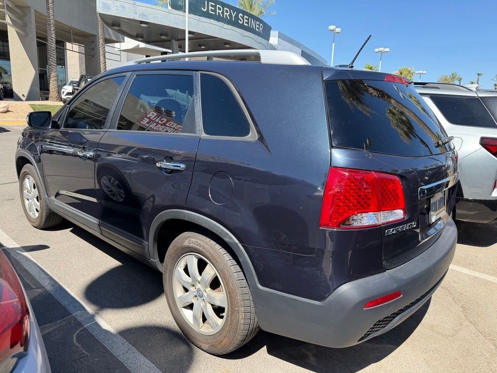 Used 2013 Baltic Blue Kia LX image 4