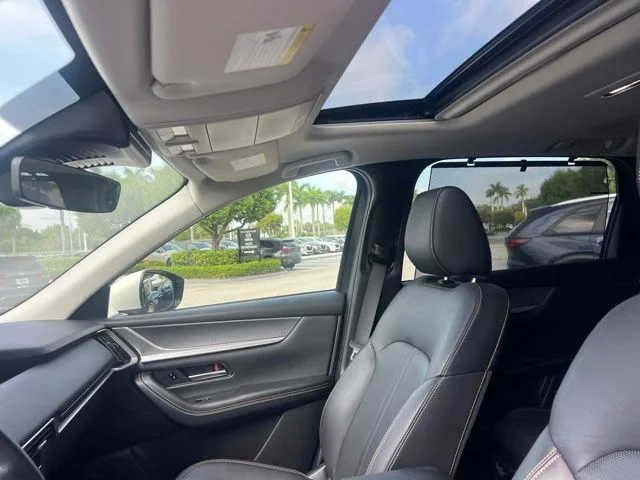 Used 2025 White Mazda 3.3 Turbo Preferred image 21