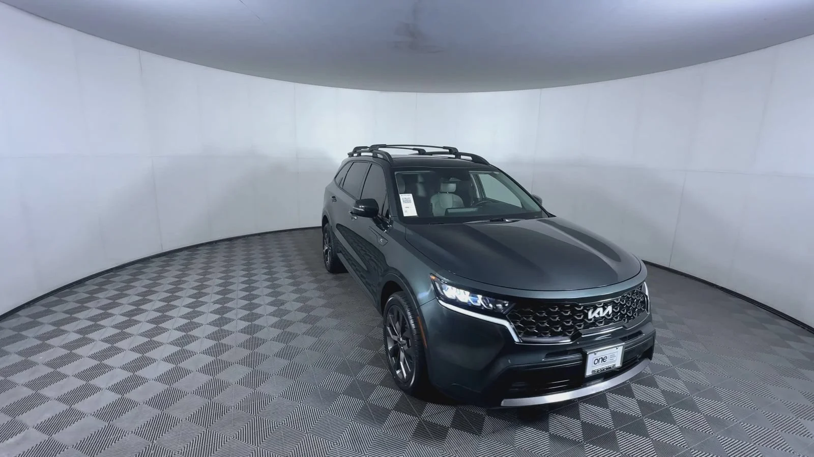 Used 2023 Aruba Green Kia X-Line EX image 2